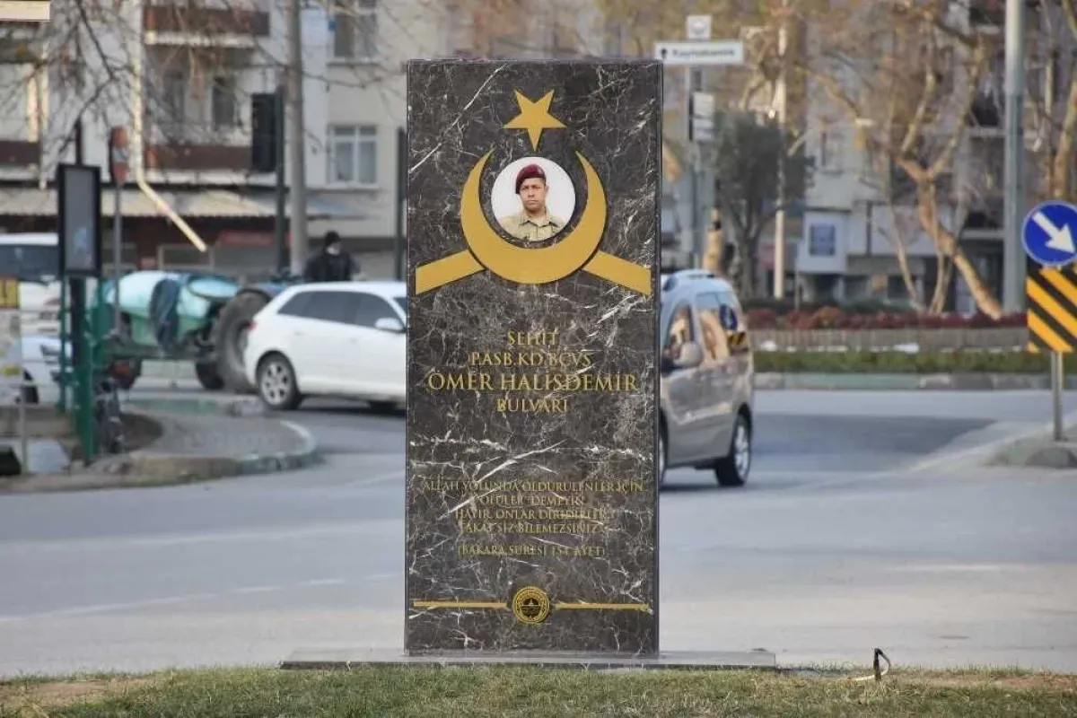 Şehit anıtları yenileniyor