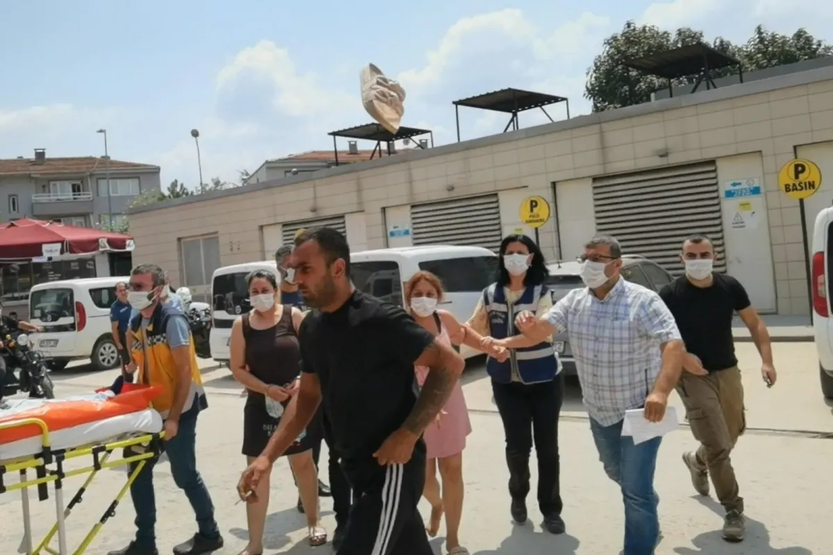 12 hırsızlık olayından yakalanıp gazetecilere terlik atan 3 zanlıdan 2si tutuklandı