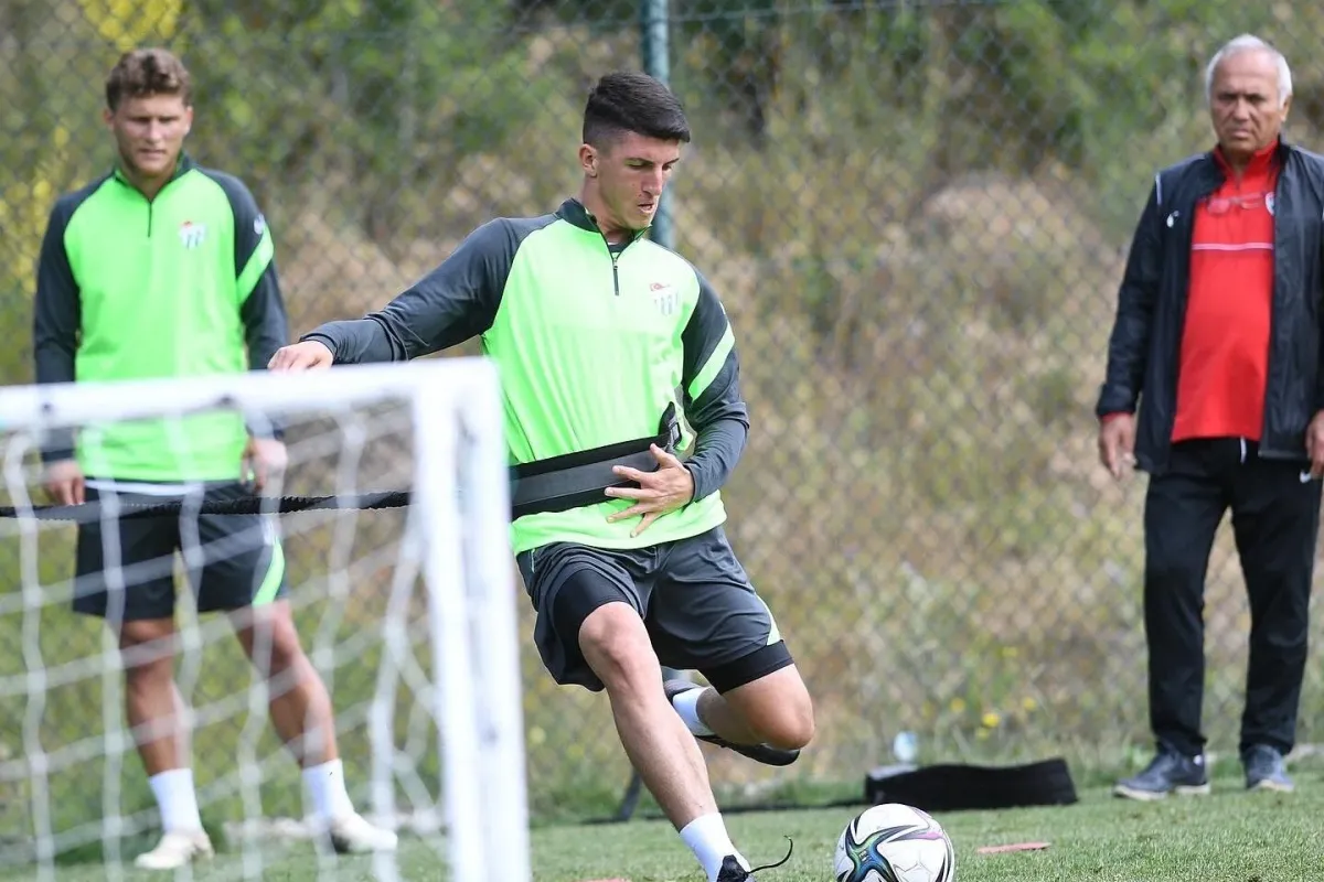 Bursaspor kuvvet çalışması yaptı