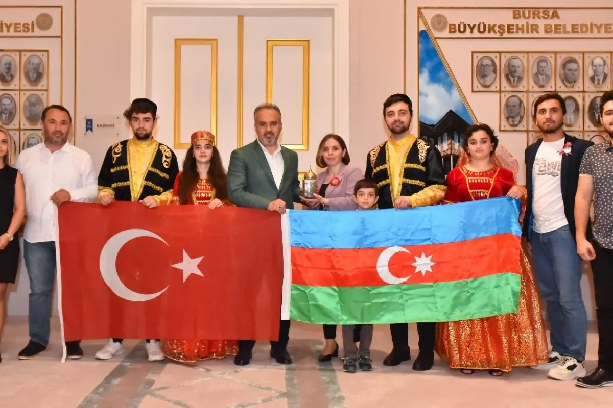 Azerbaycanlı öğrenciler Karabağ toprağına Bursada kavuştu