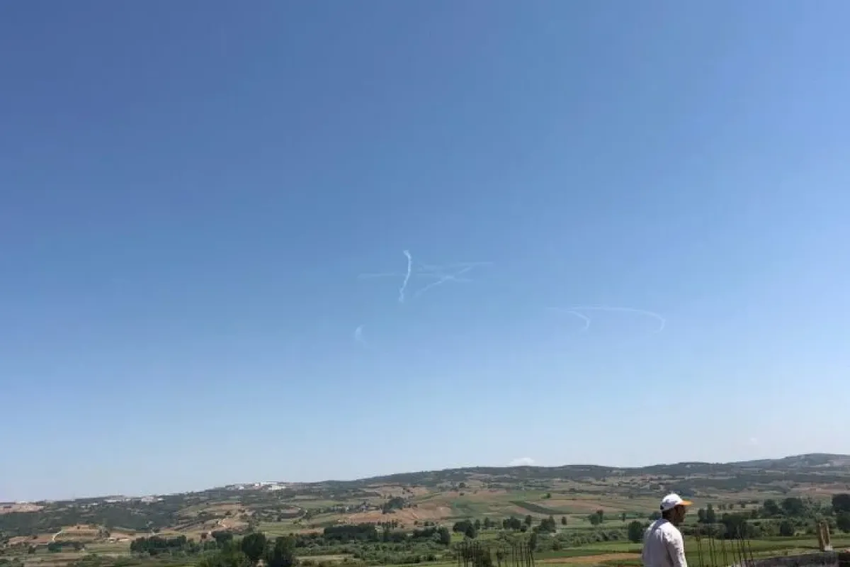 Türk Yıldızları zafer için uçtular