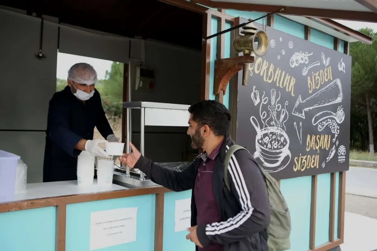 Nilüferden üniversiteliye çok yönlü destek