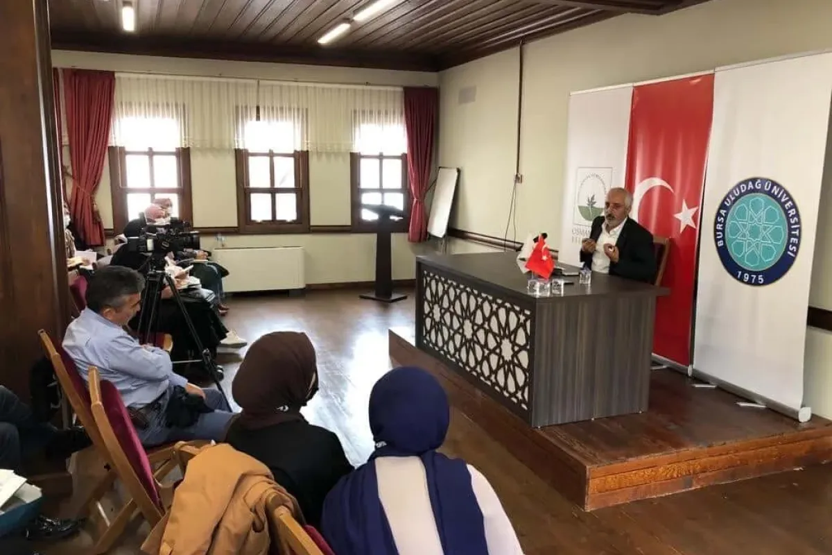 Şadırvanlı Handa batı düşüncesi sohbetleri