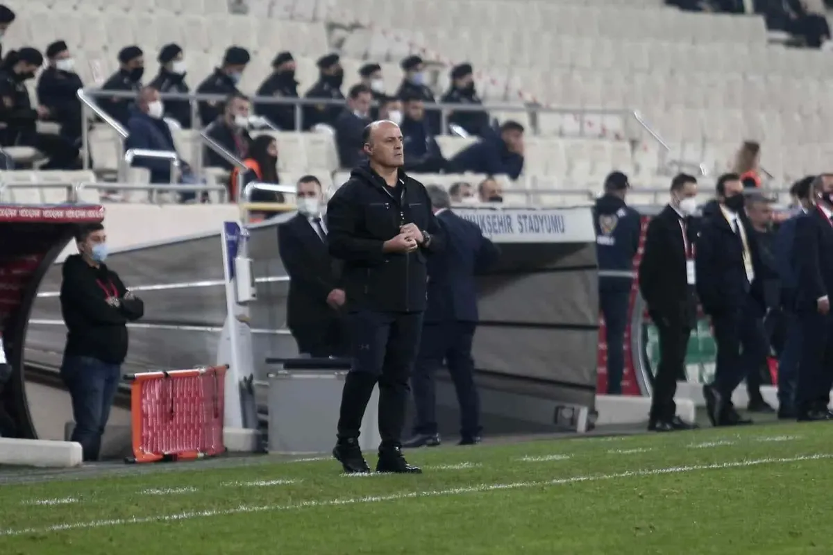 Özcan Bizati: Hedefe gidilen maçlarda çıkışların iyi olması gerekiyor