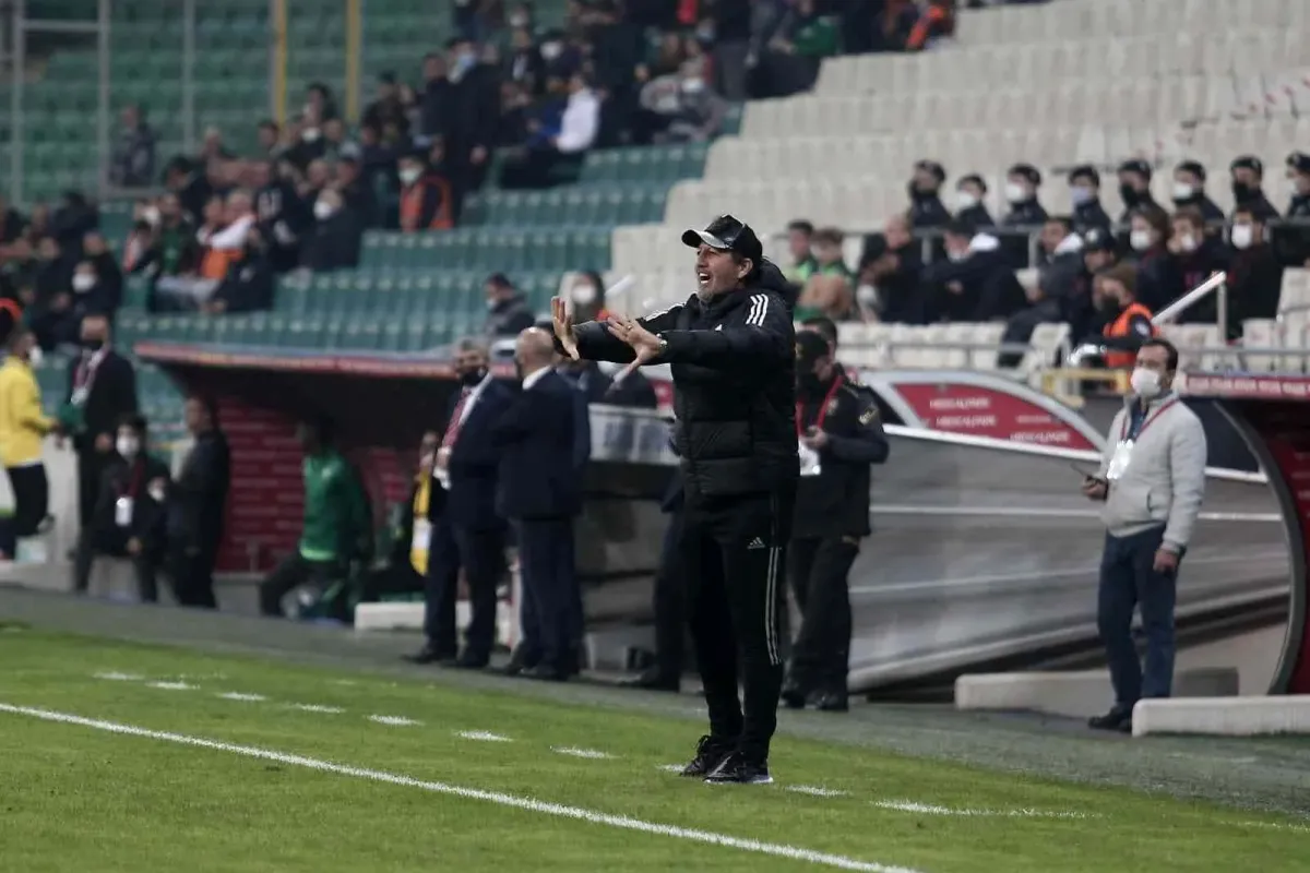 Ankara Keçiörengücü Teknik Direktörü Taşkından Bursaspor taraftarına övgü