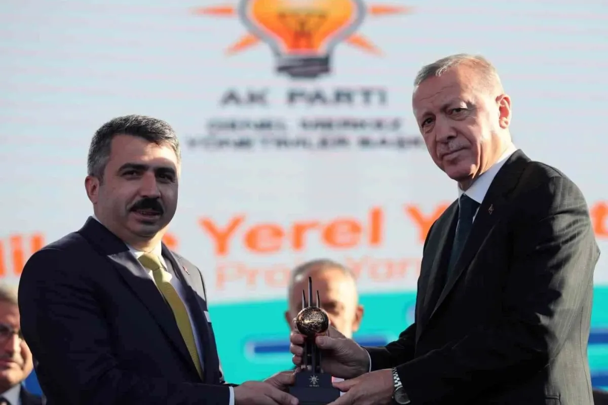 Yıldırımın gençlik yatırımlarına Erdoğandan ödül