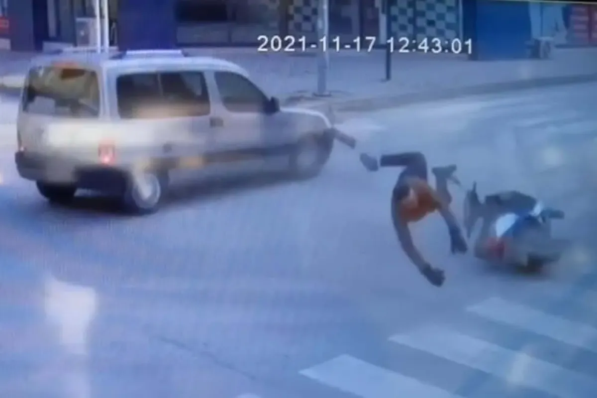 İnegölde kaza yapan bisiklet sürücüsü böyle havalandı