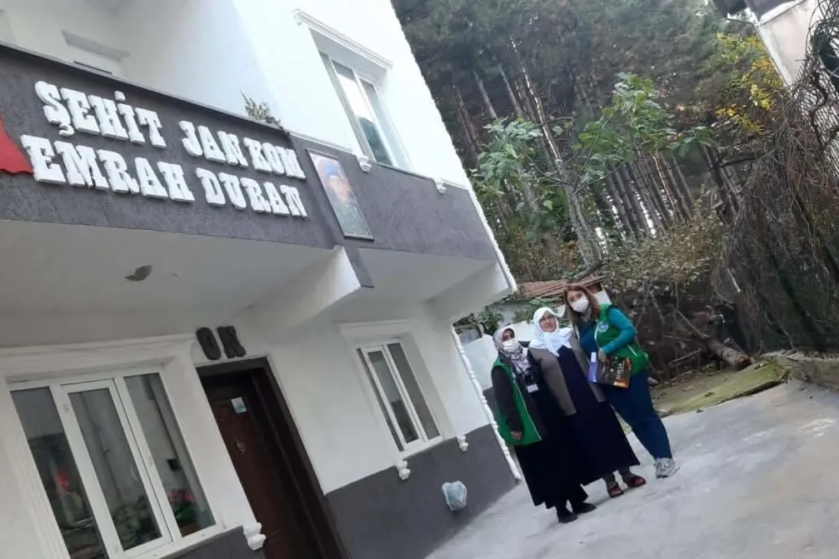 Bursada gönüllülerden şehit ve gazi yakınlarına ziyaret