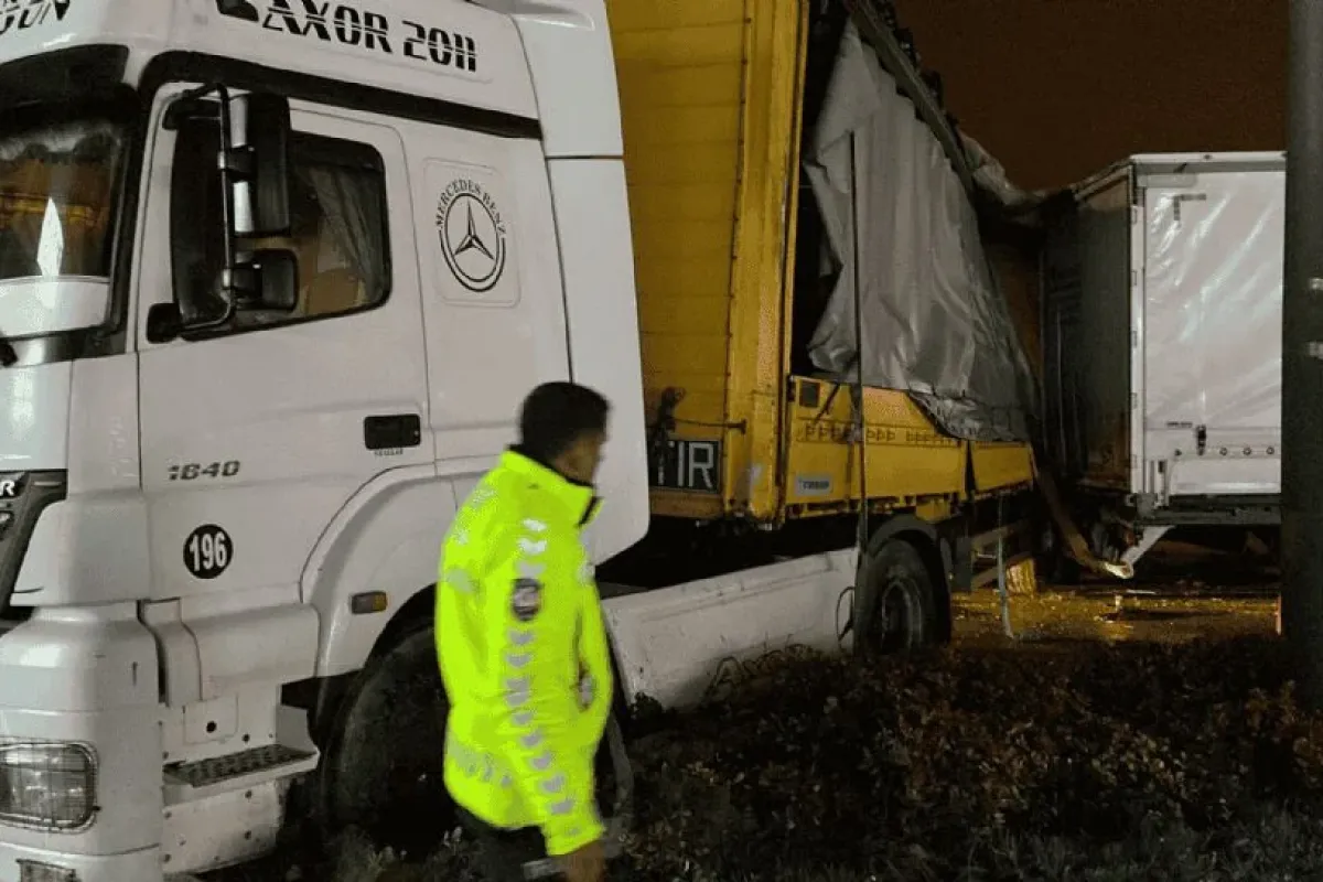 Kontrolden çıktı bariyerlere çarptı