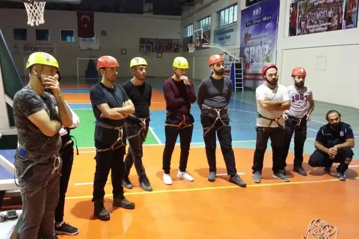 Yeni dağcılar eğitimlere başladı