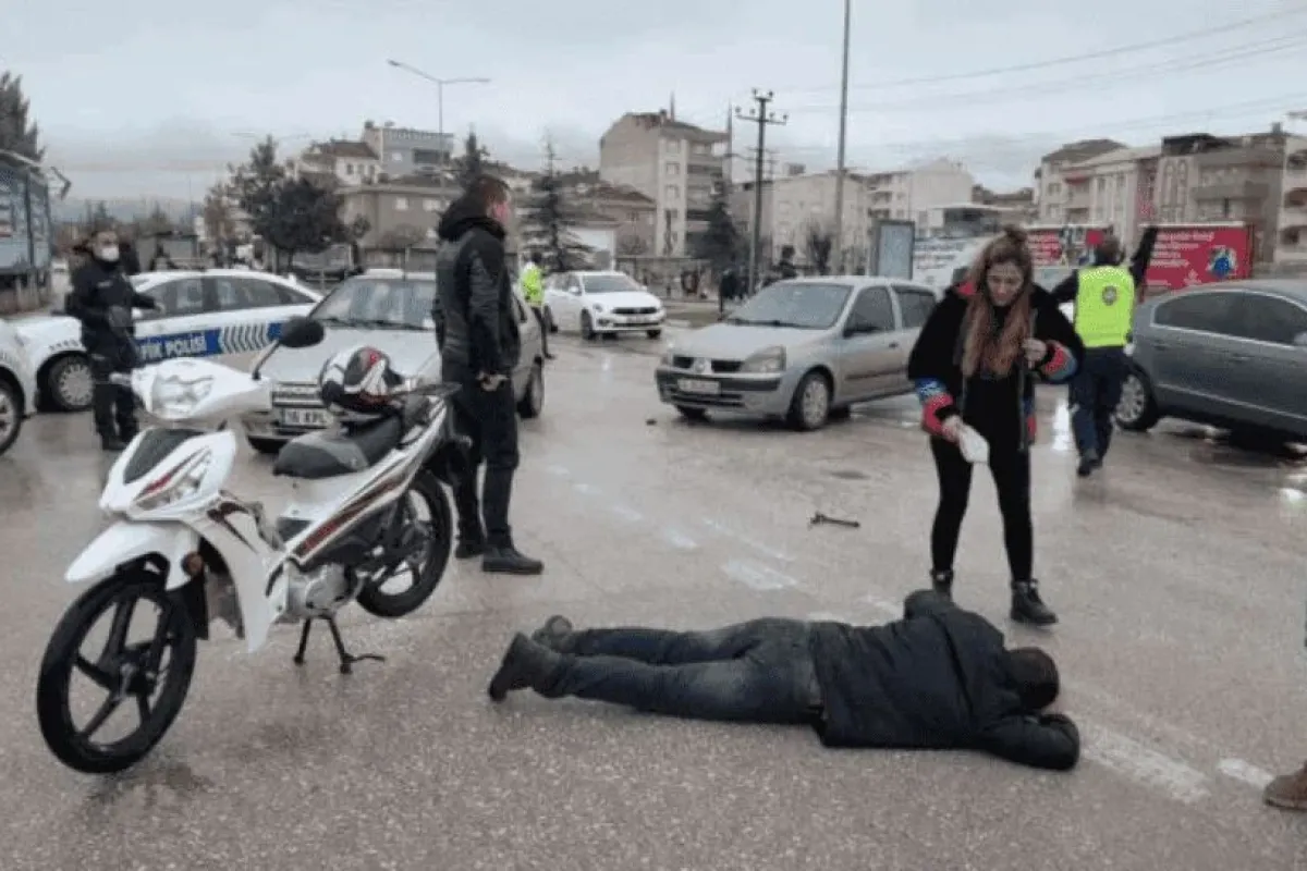Kazada yaralandı, aklına ilk ailesi geldi