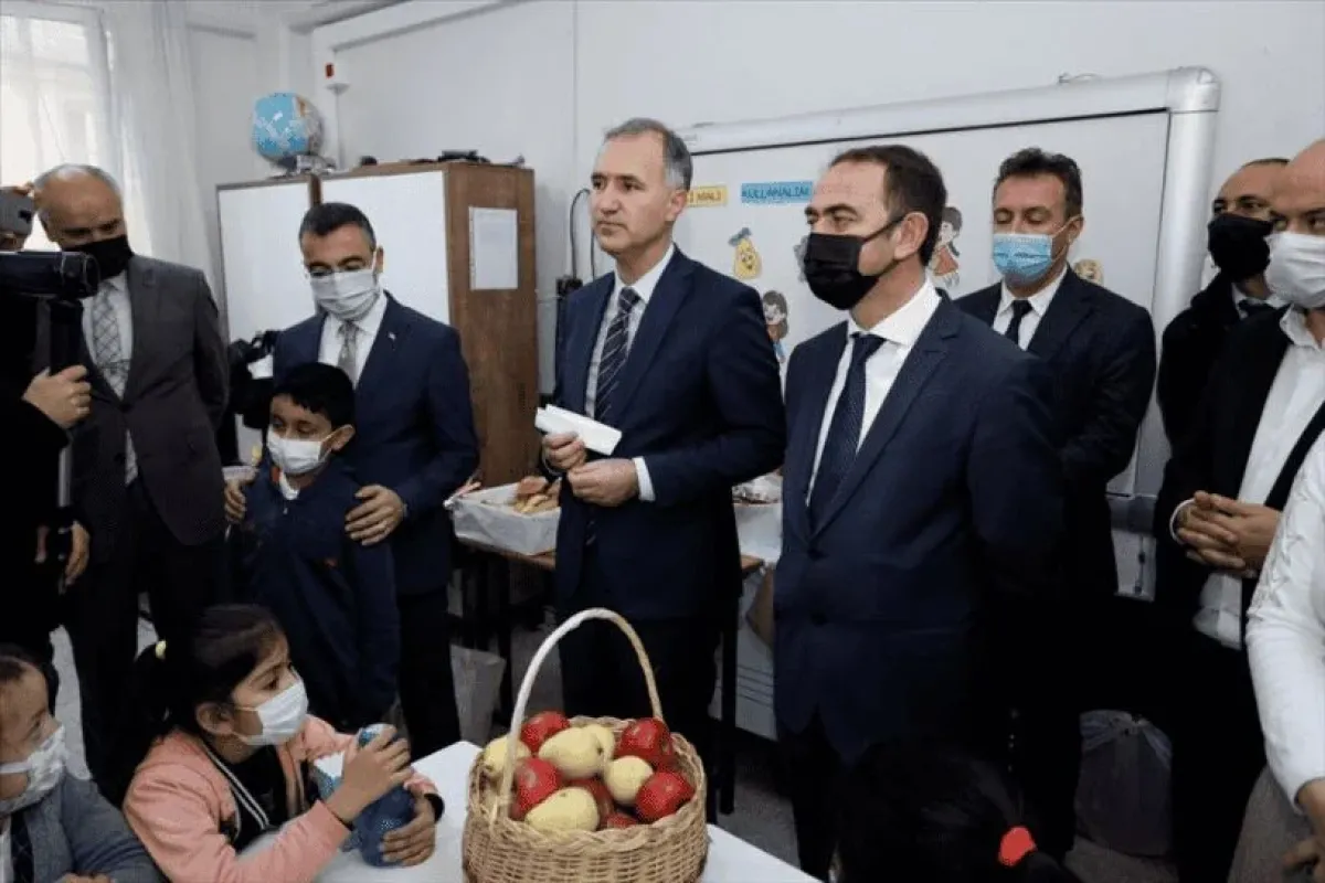 İnegölün Yerli Ürünleri İkram Ettiler