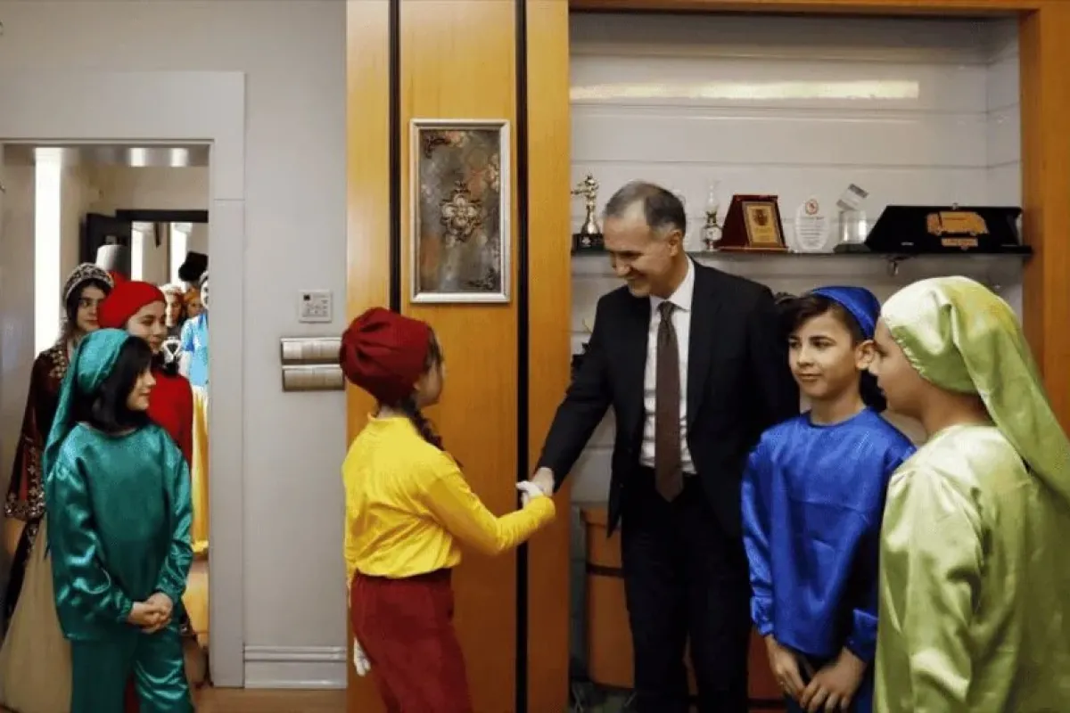 Roman kahramanları başkanı ziyaret etti