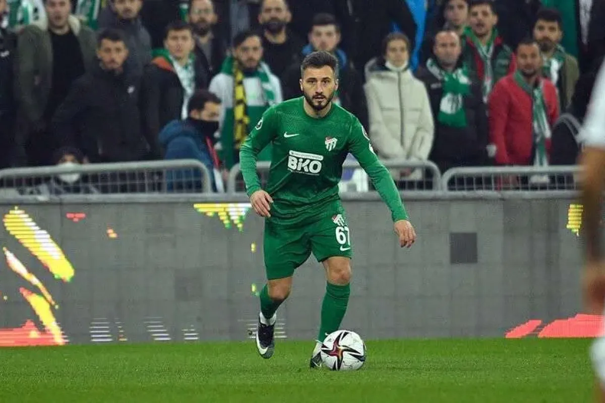 Enver Cenk Şahin 2-3 hafta sahalardan uzak kalacak