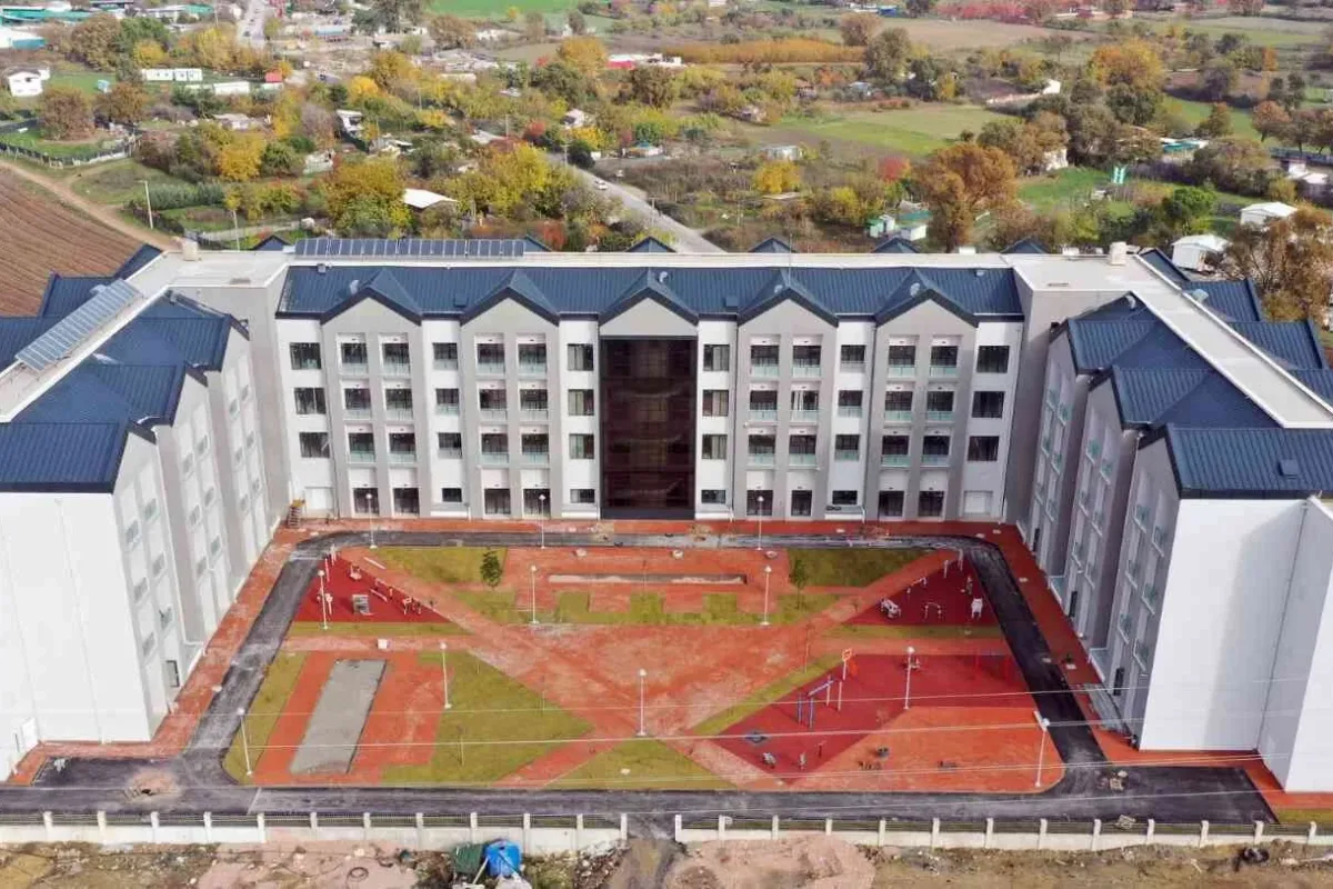 Darülacezeden BAREMe övgü