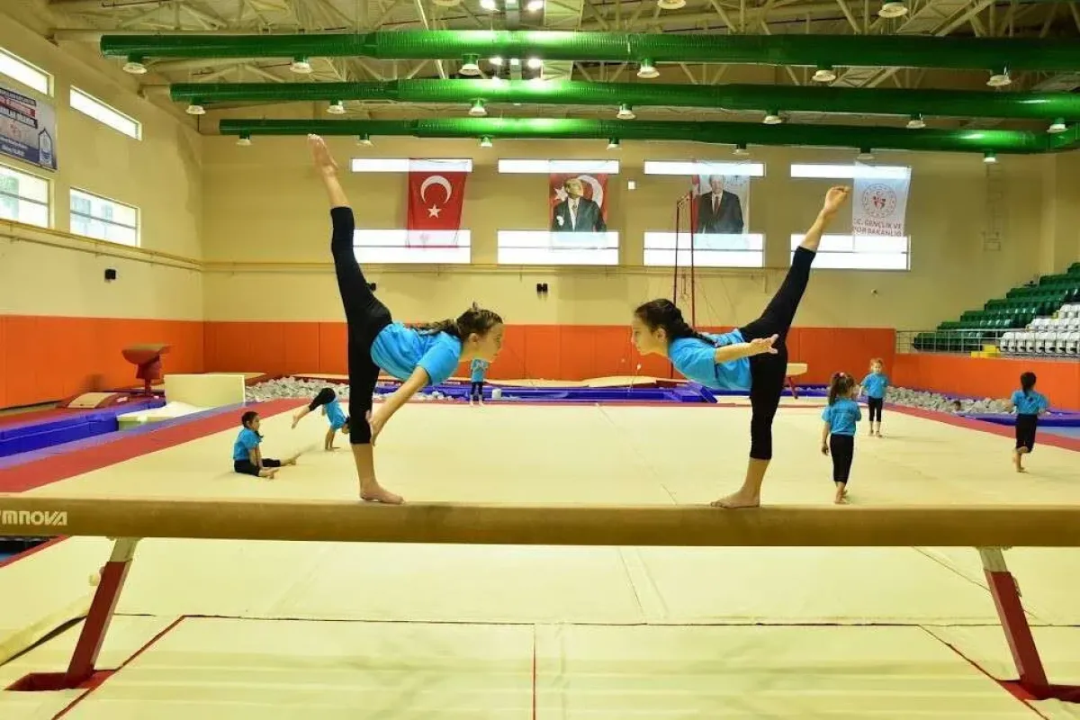 Yıldırım Belediyesinden çocuklara yaz-kış spor imkânı