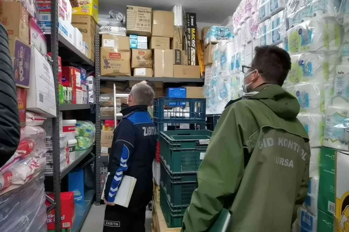 Kaymakam ve Belediye Başkanı marketleri denetledi, 3 markete ceza yazıldı