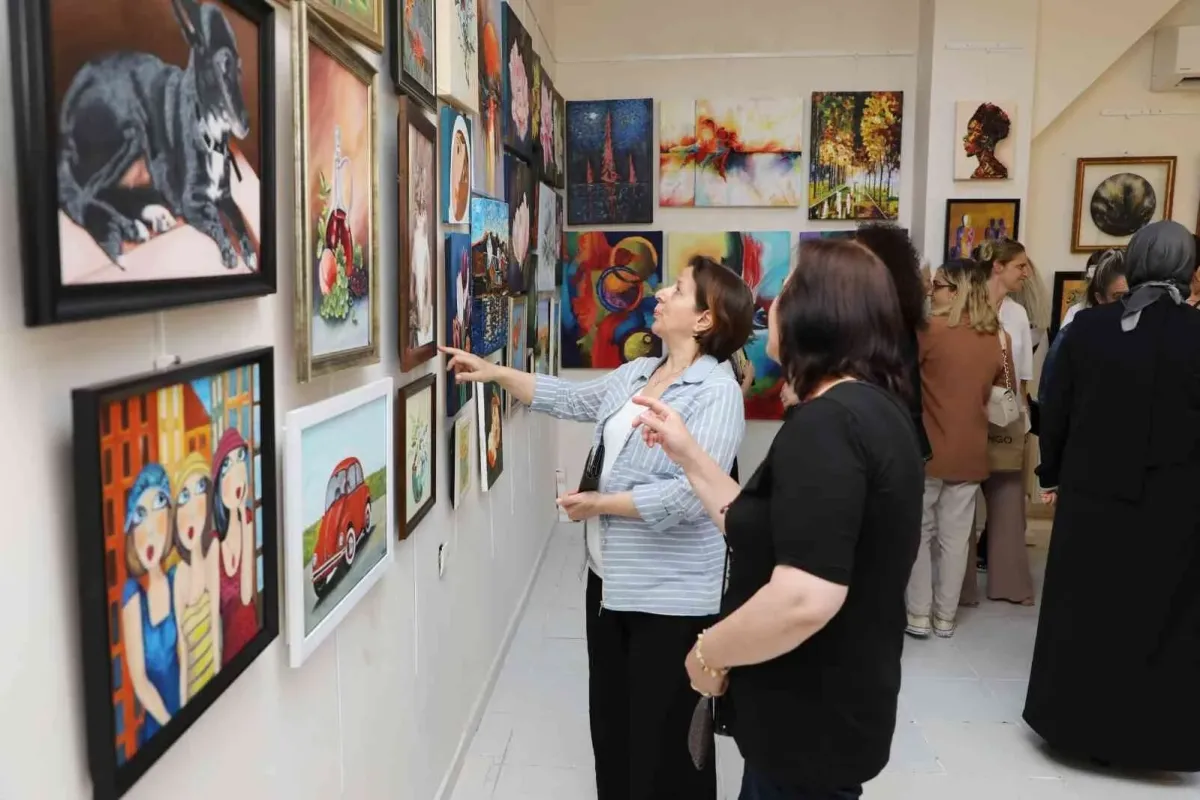 Ebru sergisi açıldı