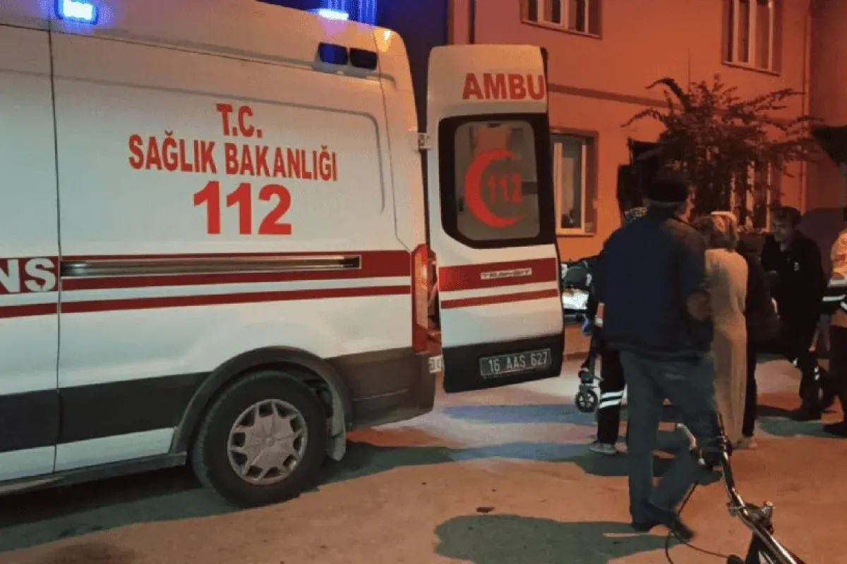 Motosiklet parçalara ayrıldı, sürücü yaralandı