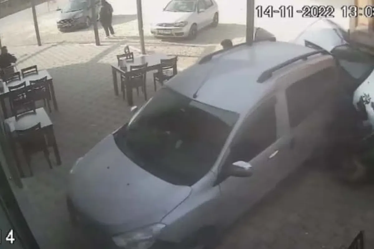 Bursada freni boşalan hafriyat kamyonu dehşet saçtı, o anlar kameralarda