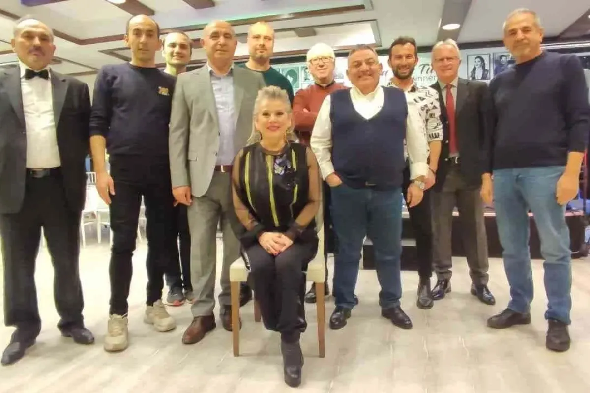 Türk sanat müziği korosundan unutulmaz gece