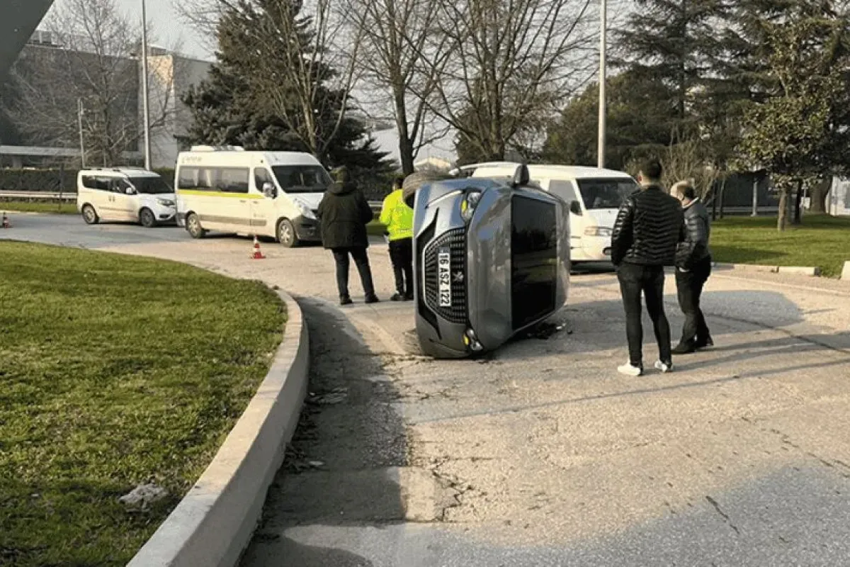 İnegöl'de virajı alamayınca takla attı!