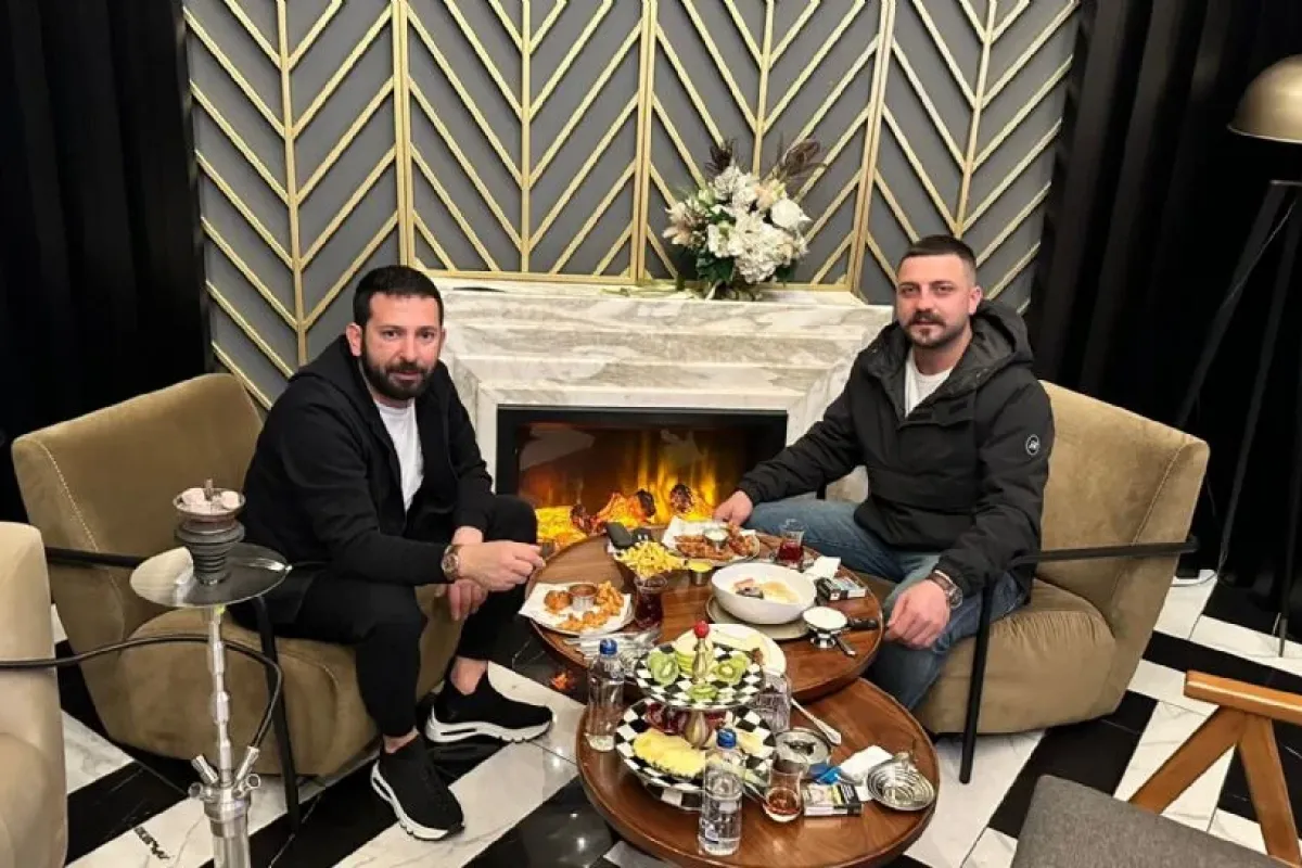 Ünlü fenomen İnegöl mobilyasını tercih etti