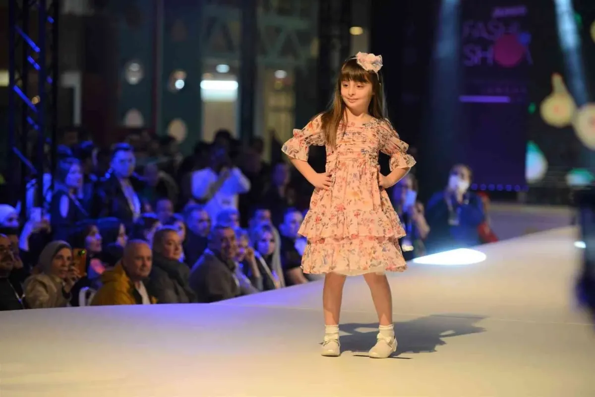 Yılın ilk fuarı Junioshowda heyecan başladı