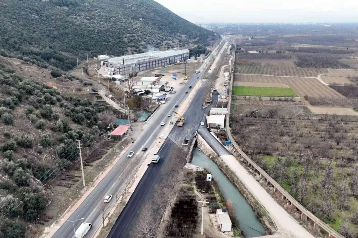 Ankara Yolunda iki köprü sil baştan yenilendi