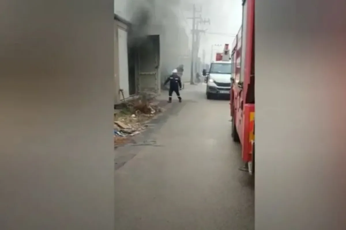 Küçük sanayide trafo yangını