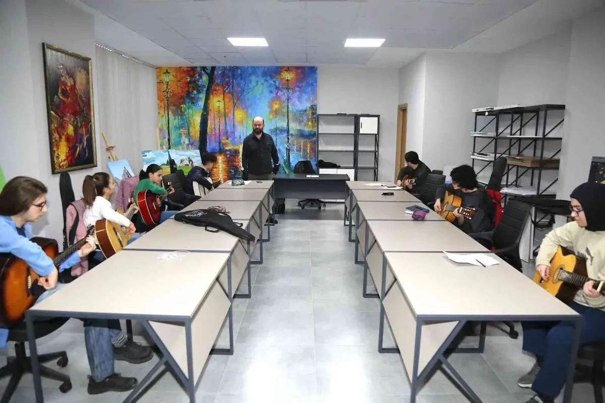 Gürsunun çocuklarına ücretsiz kurs desteği