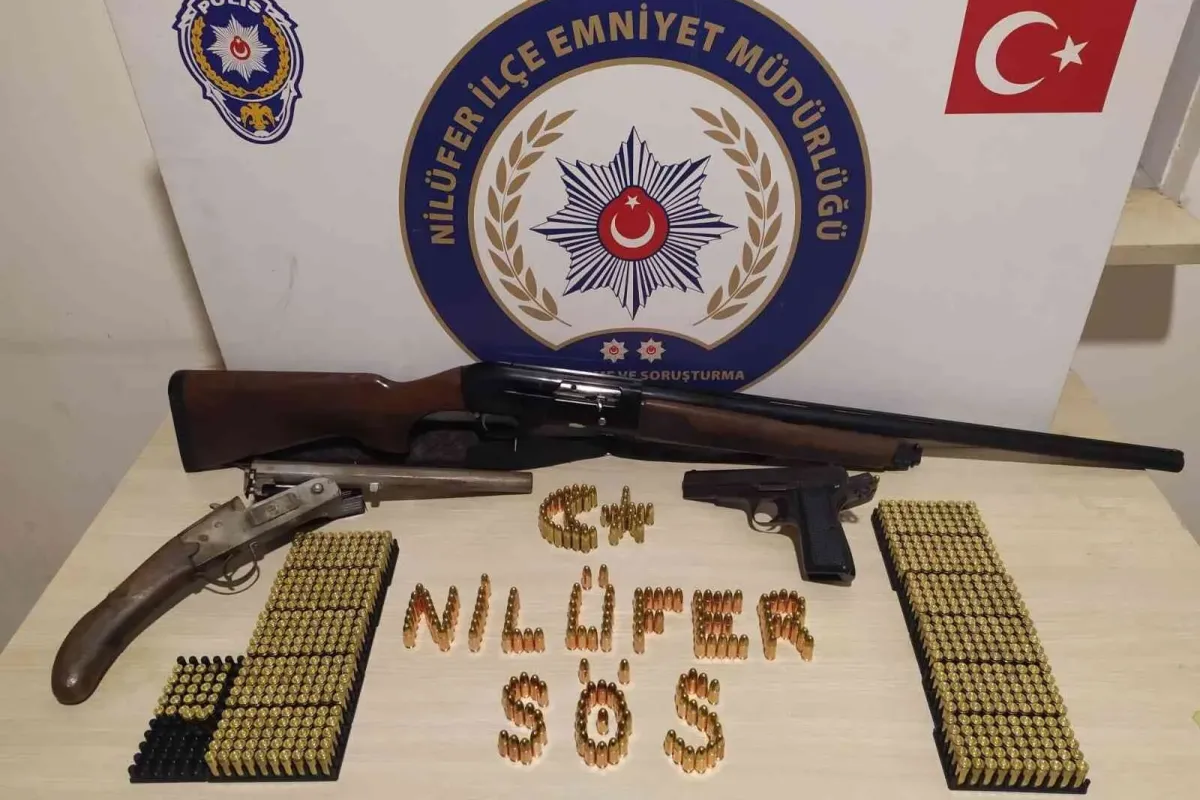 Vincin üzerinden silahla 15 el ateş açmıştı, evinde çok sayıda silah çıktı