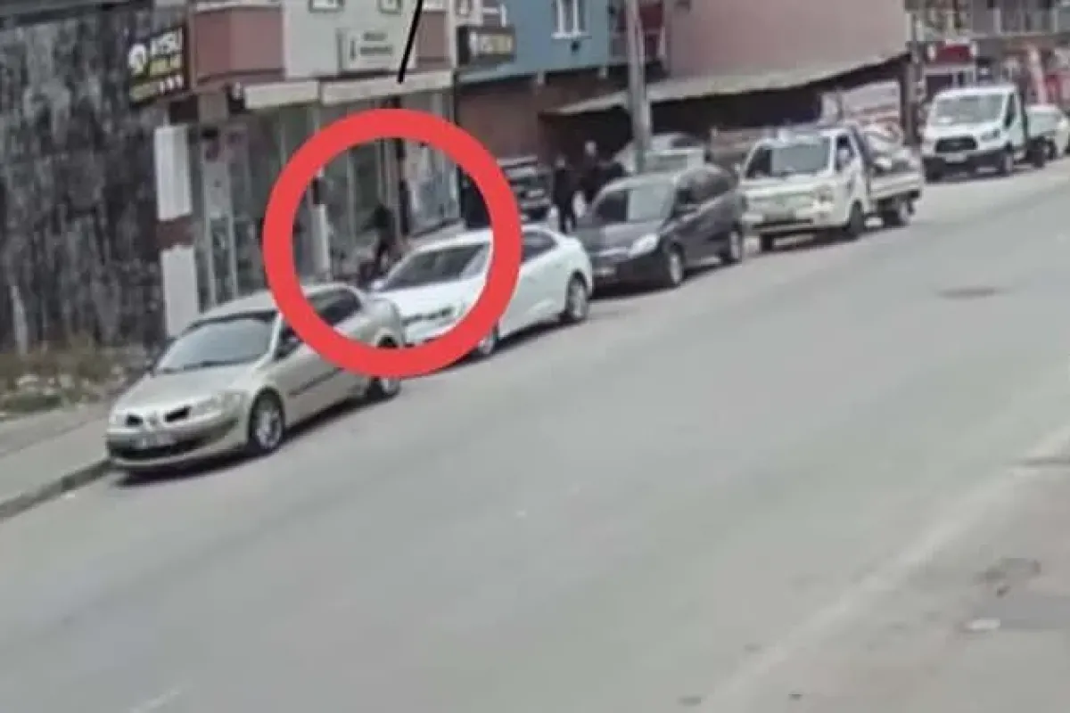 Kiracısına sinirlendi, levye ile saldırdı!