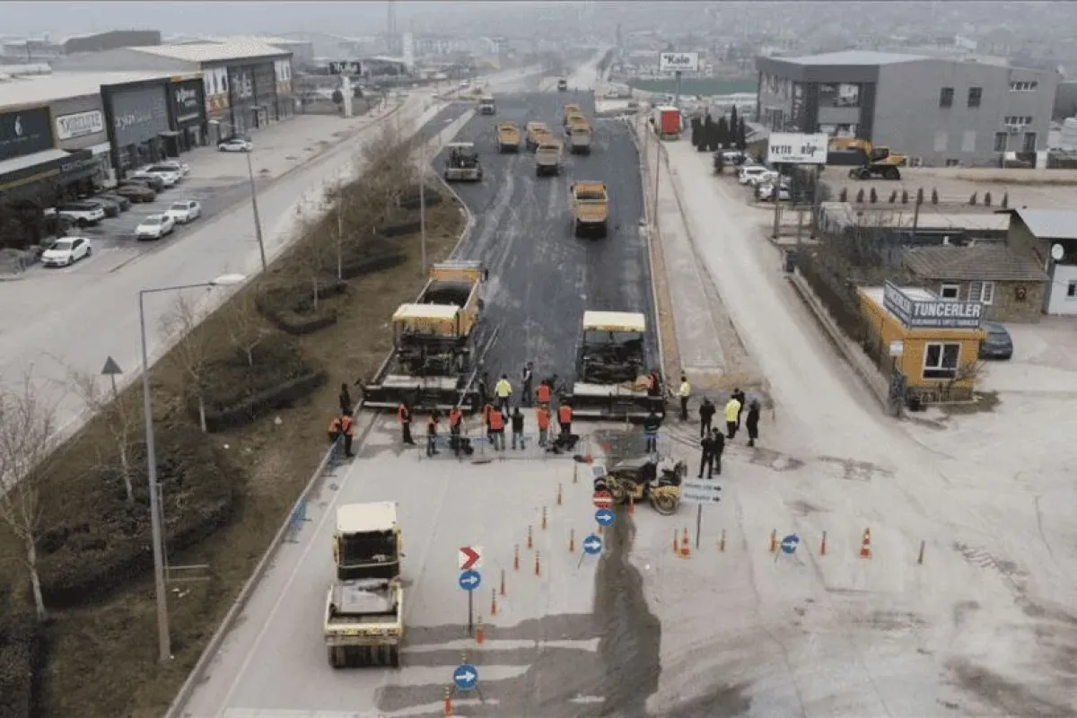 Alanyurt yolunda asfaltlama çalışması başladı