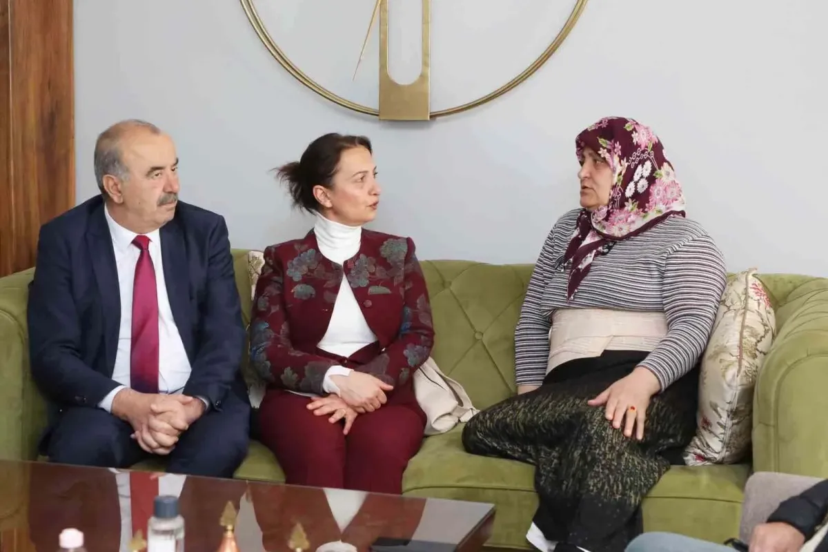 Başkandan moral ziyareti