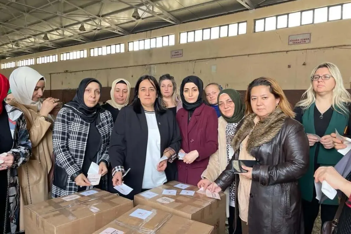 Bursalı Ak kadınlardan Hataya 550 koli mutfak malzemesi