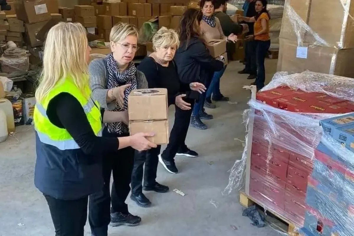 Kadınlar hayatın yeniden kurulması için dayanışma içinde