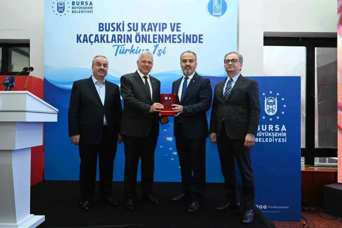 Bursa kayıp kaçakla mücadelede açık ara önde...Başkan Aktaştan BUSKİ ekibine teşekkür