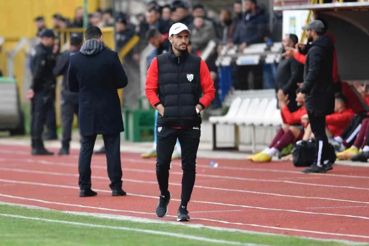 Özer Hurmacı 2de 2 ile başladı