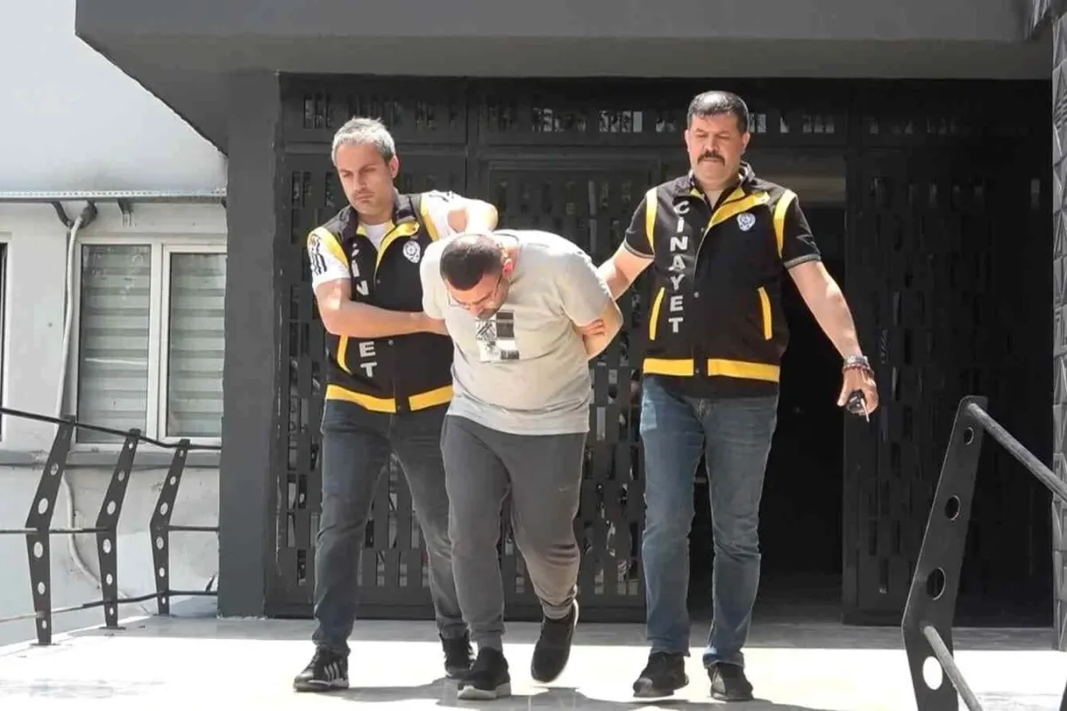 Babasını bıçakla öldüren adliyeye sevk edildi