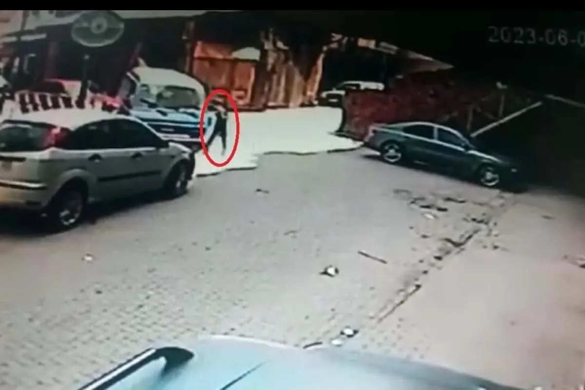 Kendi aracı gibi binip uyuya kaldılar, ateşe verip gittiler