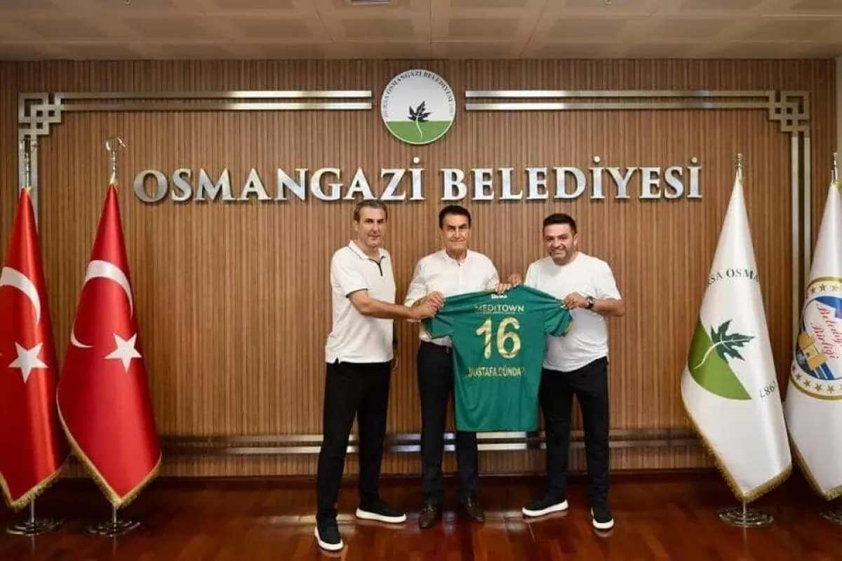 Bursaspordan Osmangazi Belediye Başkanı Mustafa Dündara ziyaret