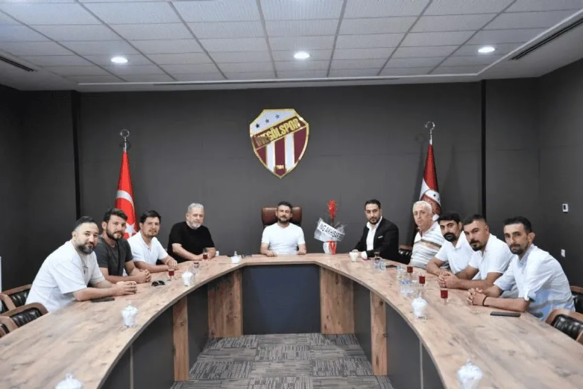 Akhisarspor yönetiminden İnegölspora ziyaret