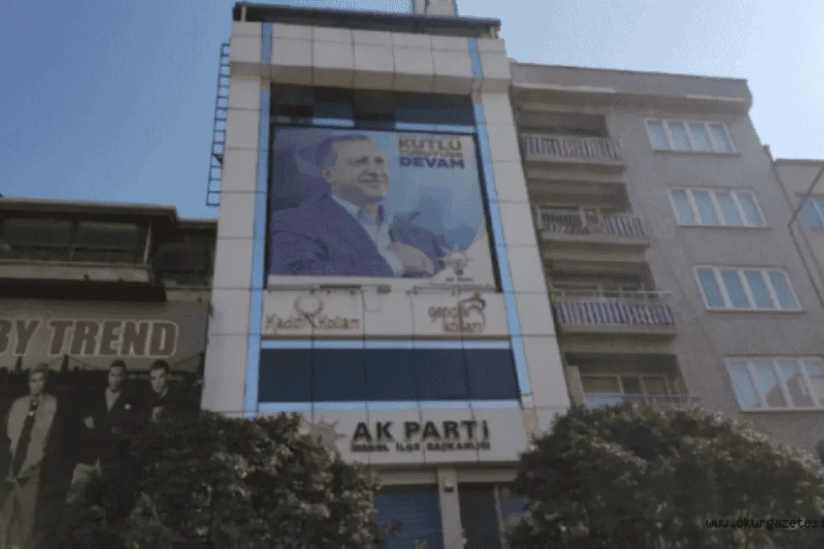 AK Partiden istifa edip YRPye geçti