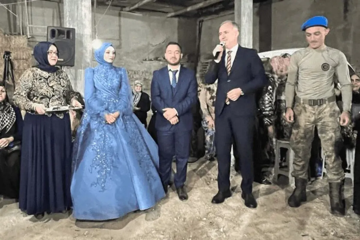 Asker kardeşten abisine nişan sürprizi