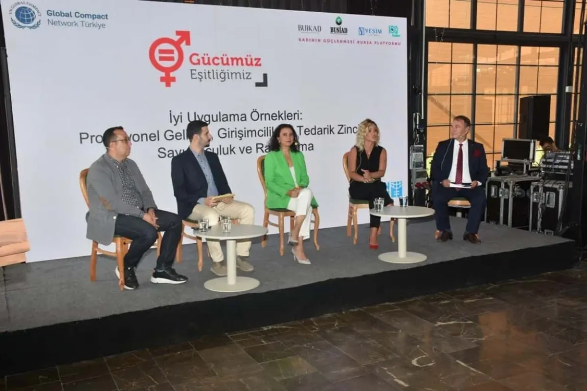 6.Gücümüz Eşitliğimiz Zirvesi Bursada gerçekleştirildi