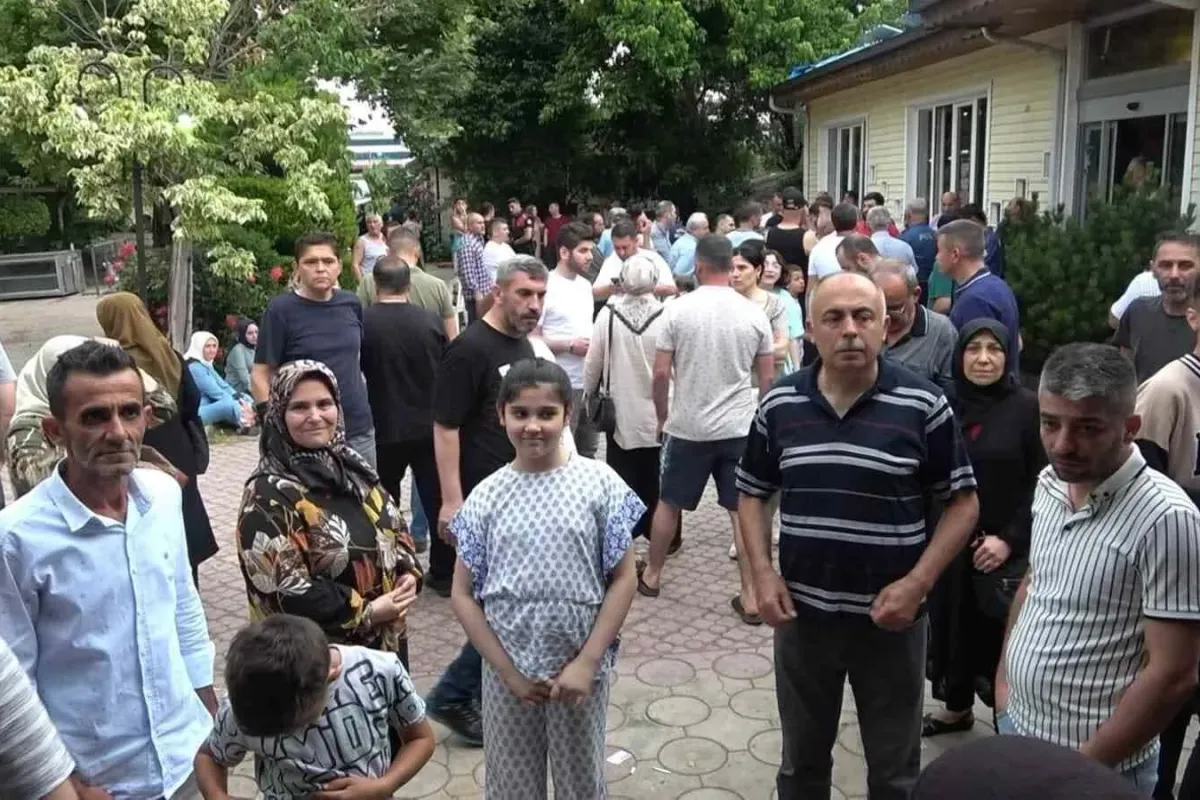 Bursada Kurban Bayramında bozuk et dağıttıkları iddia edilen sanıklar yargılandı