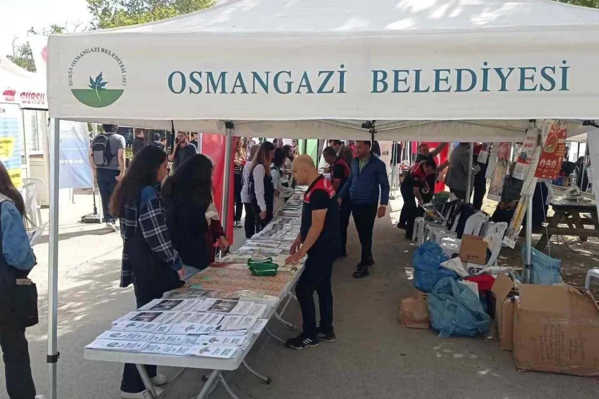 Üniversite öğrencilerine geri dönüşümün önemini anlatıldı