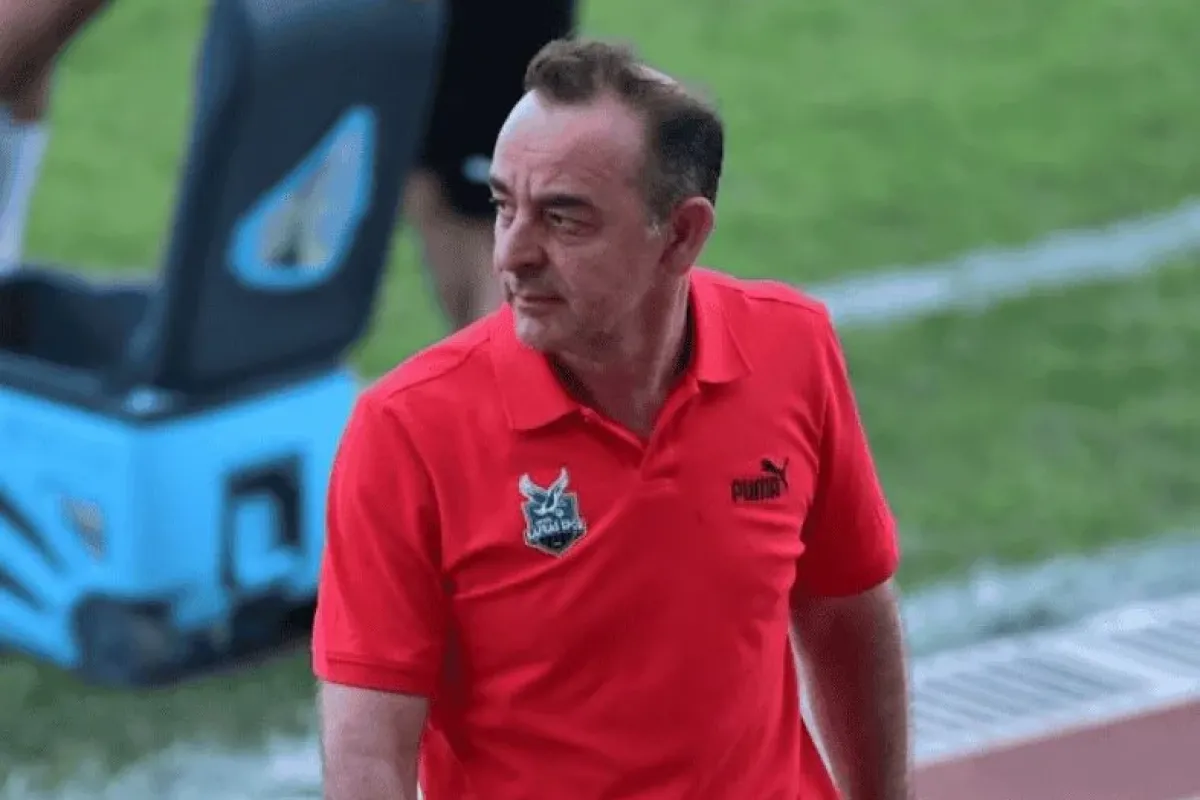 Kafkassporda Murat Endes ile yollar ayrıldı