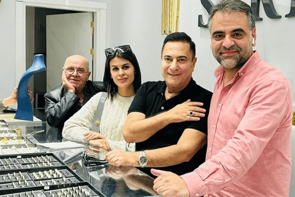 Mehmet Ali Erbil yüzükleri İnegöl'den aldı